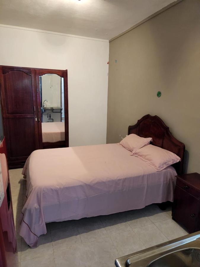 Backpackers Rental Room/Bathroom Only La Gaulette Extérieur photo